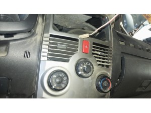 2010 Daihatsu terios 1.5 klima kontrol paneli ve çerçevesi 