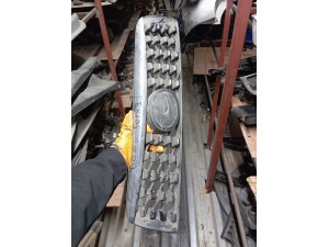 2009 Daihatsu terios ön panjur 