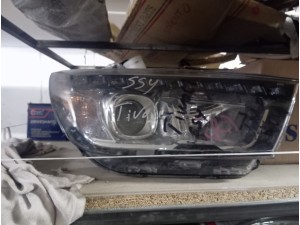 Ssangyong Tivoli sol beyaz far