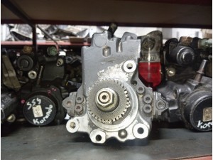 Ssangyong korando çıkma orjinal mazot pompası  Ssangyong korando çıkma orjinal mazot pompası