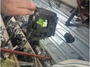 2012 Kia Sorento dış ve iç depo kapağı 