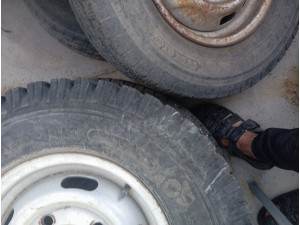 Isuzu NPR 6.50 14lt jant lastik 