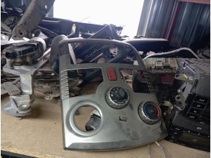 2008 Daihatsu terios klima teyp çerçevesi 