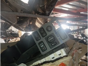 Toyota Hilux 3000  kontrol tuş takımı 