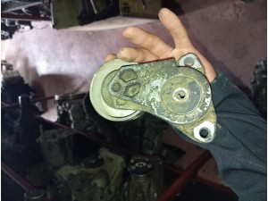 Mitsubishi L200 Euro 4 gergi kütüğü  Mitsubishi L200 Euro 4 gergi kütüğü