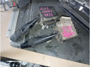 2013 Suzuki swift far sinyal kolu 