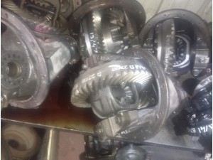 Mazda B2200 arka diferansiyel 