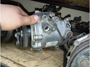 2013 Suzuki SX4 çıkma orjinal klima kompresörü 