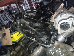 Mitsubishi L200 Euro 6 ön Zincir kapağı 