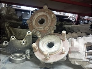 Toyota Hilux çıkma porya bilya 