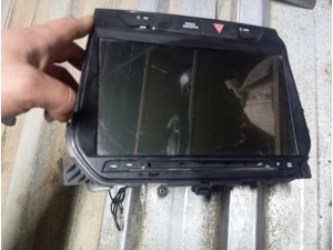 2017 Suzuki Grand Vitara double ekranlı orjinal Teyp