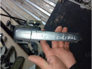2009 Daihatsu terios sağ ön kapı dış açma kolu 