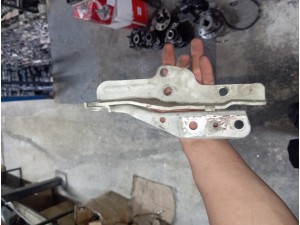 Ssangyong korando actyon kaput menteşesi 