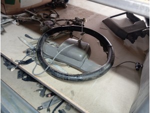 Isuzu TFR gri renk li direksiyon simidi ve kapağı 