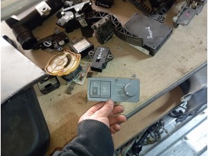 2009 Kia Sorento far anahtarı 