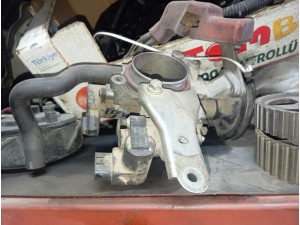 Daihatsu terios 1.3 gaz kelebeği 