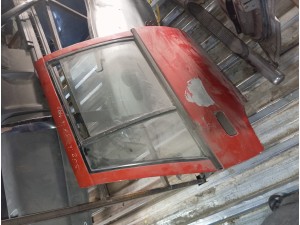 1992 Suzuki swift sağ arka dolu hatasız kapı 