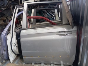 Ssangyong korando actyon sağ arka dolu hatasız kapı 