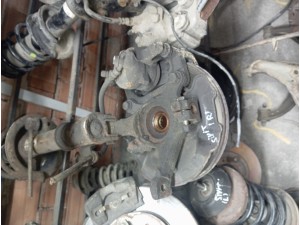 Suzuki swift sağ ön taşıyıcı 