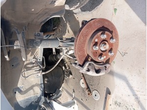 2013 suzuki SX4 sol ön taşıyıcı 