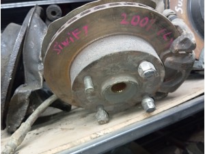 2001 Suzuki swift sağ ön taşıyıcı 