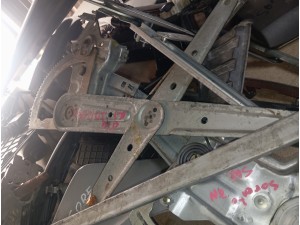 Kia Sorento sağ sol ön cam kirkosu 