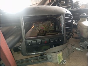 2012 kia Sorento Teyp çerçevesi ve orta sağ üfleme 