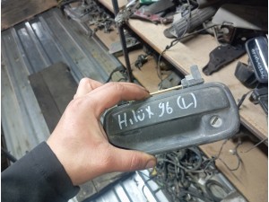 1998 Toyota Hilux sol ön dış açma kolu 