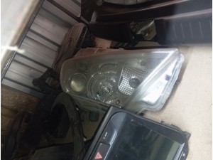 2018 Suzuki Grand Vitara sol far