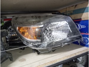 2011 Ford Ranger  sağ ön sıfır far 