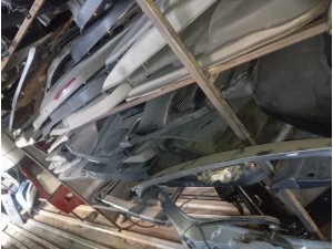 Hyundai Ford Toyota Nissan Daihatsu Suzuki Kia ssangyong Mitsubishi DFM araçların dört kapı kapı döşemeleri Hyundai Ford Toyota Nissan Daihatsu Suzuki Kia ssangyong Mitsubishi DFM araçların dört kapı kapı döşemeleri