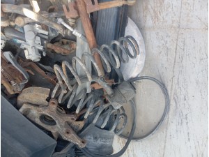 1999 Suzuki Vitara jlx ön helezon yayı 