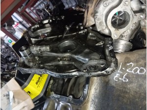 Mitsubishi L200 Euro 6 ön Zincir kapağı 