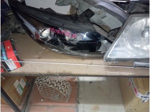 2015 Kia Sportage sağ çıkma orjinal mercekli LED'li far