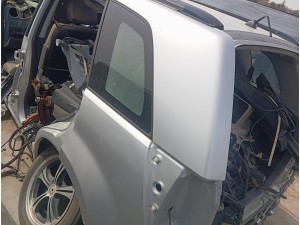 2008 Suzuki Grand Vitara sol arka çamurluk kelebek camı ile hatasız 