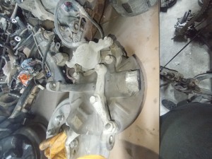 2000/2004 Ford Ranger sağ ön 4x2 taşıyıcı 