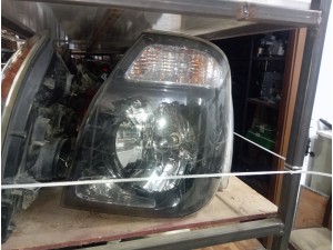 Hyundai H100 kamyonet içi siyah beyaz sinyali sağ sol çıkma orjinal ve sıfır yan sanayi farlar 