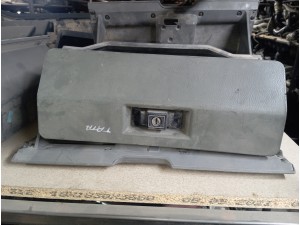 Isuzu TFR çıkma orjinal torpido