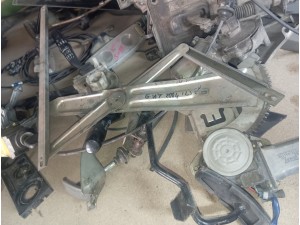 2004 Suzuki Grand Vitara sol ön çıkma orjinal cam kirkosu 