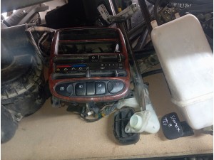 Hyundai Starex çıkma orjinal klima kontrol paneli ve çerçevesi 