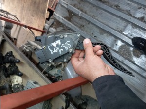 Ssangyong korando acyton kyron çıkma orjinal gaz pedalı 